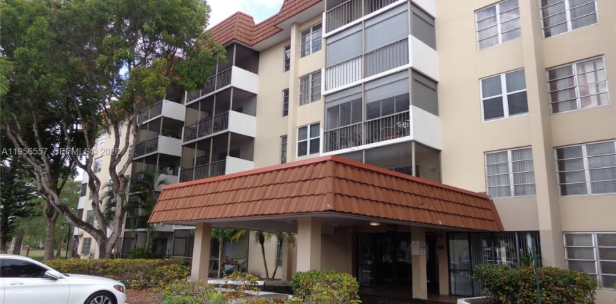 Condominio en Lauderhill, Florida, 2 dormitorios  № 2011404