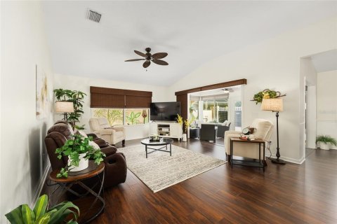Villa ou maison à vendre à The Villages, Floride: 3 chambres, 161 m2 № 1913379 - photo 17
