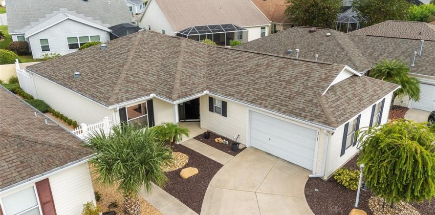 Villa ou maison à The Villages, Floride 3 chambres, 161 m2 № 1913379