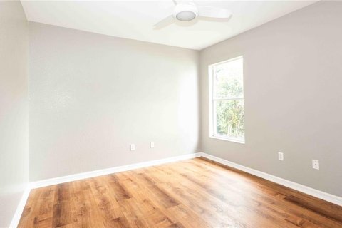 House in Auburndale, Florida 4 bedrooms, 212.19 sq.m. № 1900328 - photo 23