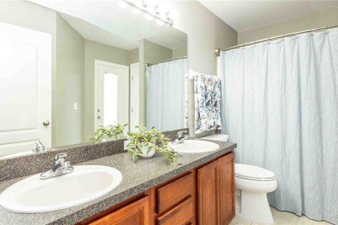 House in Auburndale, Florida 4 bedrooms, 212.19 sq.m. № 1900328 - photo 24