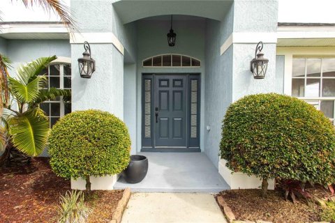 House in Auburndale, Florida 4 bedrooms, 212.19 sq.m. № 1900328 - photo 8