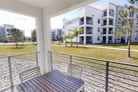 Condominio en venta en Kissimmee, Florida, 2 dormitorios, 110.18 m2 № 1679041 - foto 7