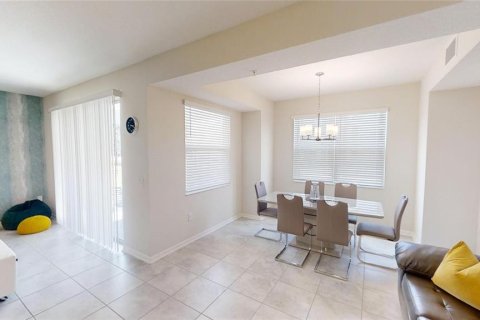 Condominio en venta en Kissimmee, Florida, 2 dormitorios, 110.18 m2 № 1679041 - foto 6