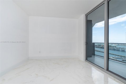 Condo in Miami, Florida, 3 bedrooms  № 1812198 - photo 11