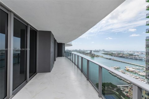 Condo in Miami, Florida, 3 bedrooms  № 1812198 - photo 3