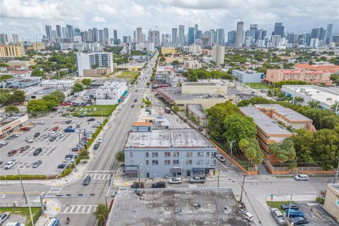 Immobilier commercial à vendre à Miami, Floride № 1961211 - photo 2