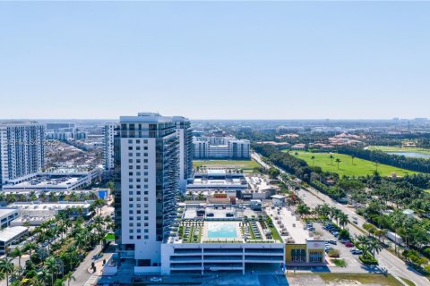 Condo in Doral, Florida, 2 bedrooms  № 2058275