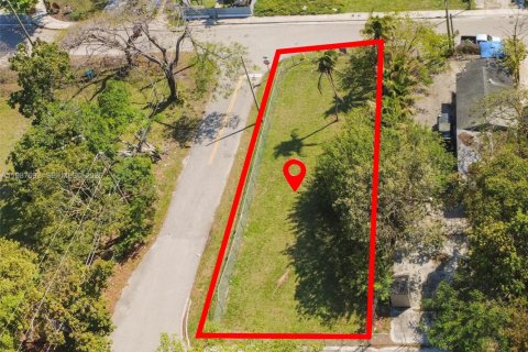 Terrain à Miami, Floride № 2049100