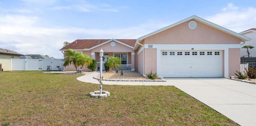 Casa en Palmetto, Florida 3 dormitorios, 167.97 m2 № 1517261