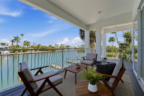 Villa ou maison à vendre à Anna Maria, Floride: 4 chambres, 260.5 m2 № 2149792 - photo 27