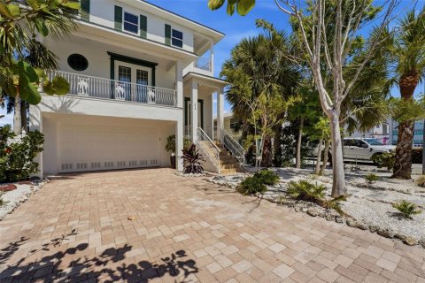 Villa ou maison à vendre à Anna Maria, Floride: 4 chambres, 260.5 m2 № 2149792 - photo 5