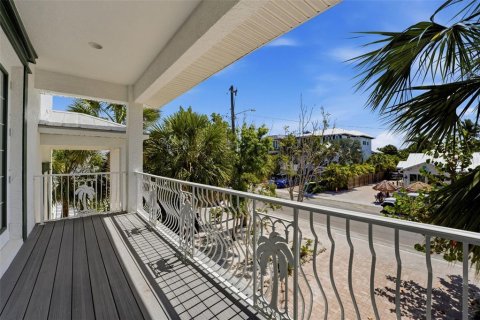 Villa ou maison à vendre à Anna Maria, Floride: 4 chambres, 260.5 m2 № 2149792 - photo 24