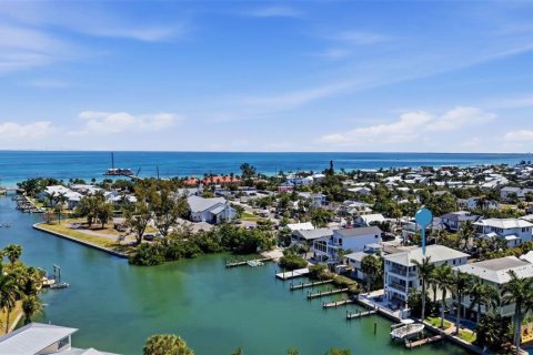 Villa ou maison à vendre à Anna Maria, Floride: 4 chambres, 260.5 m2 № 2149792 - photo 4