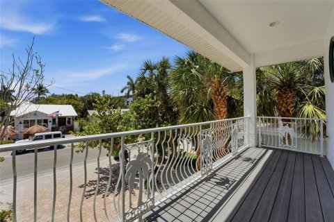 Villa ou maison à vendre à Anna Maria, Floride: 4 chambres, 260.5 m2 № 2149792 - photo 23