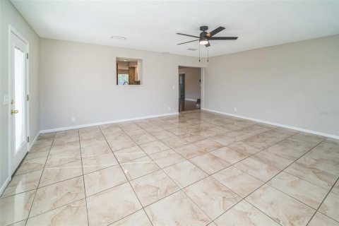 House in Jacksonville, Florida 3 bedrooms, 172.24 sq.m. № 1844948 - photo 26