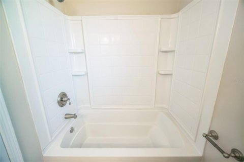 House in Jacksonville, Florida 3 bedrooms, 172.24 sq.m. № 1844948 - photo 16