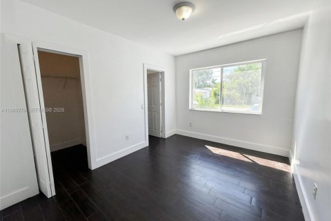 Apartamento en alquiler en Miami, Florida, 1 dormitorio, 47.84 m2 № 2051741 - foto 8