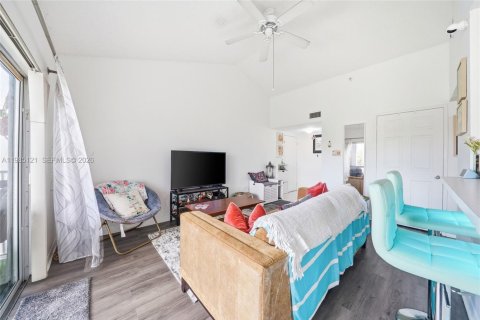 Copropriété à vendre à Davie, Floride: 1 chambre, 76.46 m2 № 2046927 - photo 6