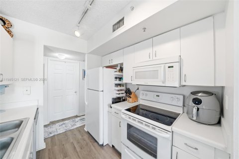Copropriété à vendre à Davie, Floride: 1 chambre, 76.46 m2 № 2046927 - photo 10