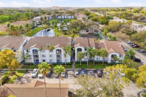 Condo à Davie, Floride, 1 chambre  № 2046927