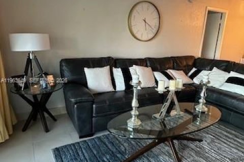 Copropriété à vendre à Pembroke Pines, Floride: 2 chambres, 91.04 m2 № 2025623 - photo 10