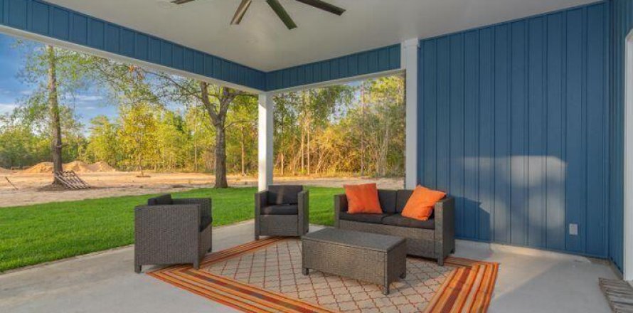 House in Baker, Florida 4 bedrooms, 205.69 sq.m. № 561613