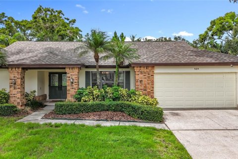 House in Safety Harbor, Florida 3 bedrooms, 204.38 sq.m. № 1825287 - photo 2