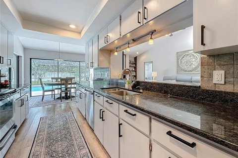 House in Safety Harbor, Florida 3 bedrooms, 204.38 sq.m. № 1825287 - photo 14