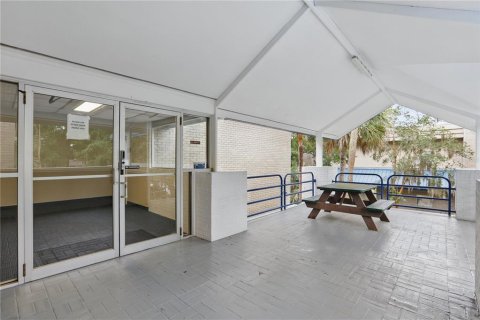 Commercial property in Jacksonville, Florida 2075.81 sq.m. № 1744842 - photo 22