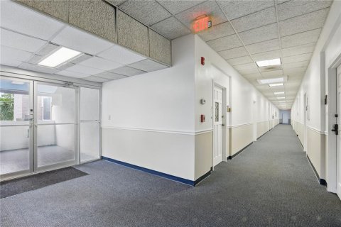 Commercial property in Jacksonville, Florida 2075.81 sq.m. № 1744842 - photo 23