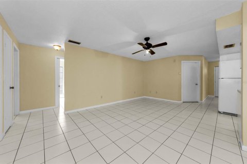 House in Clearwater, Florida 4 bedrooms, 172.33 sq.m. № 1784537 - photo 16