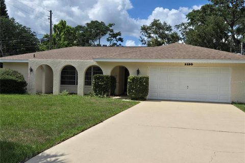 House in Clearwater, Florida 4 bedrooms, 172.33 sq.m. № 1784537 - photo 1