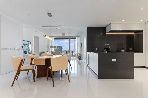 Copropriété à louer à Miami, Floride: 2 chambres, 146.6 m2 № 1956022 - photo 4