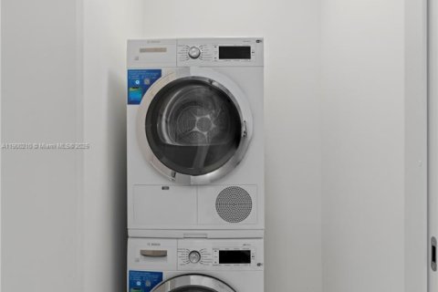 Copropriété à louer à Miami, Floride: 2 chambres, 146.6 m2 № 1956022 - photo 22