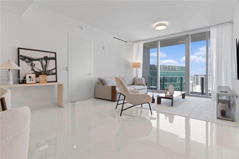 Copropriété à louer à Miami, Floride: 2 chambres, 146.6 m2 № 1956022 - photo 12