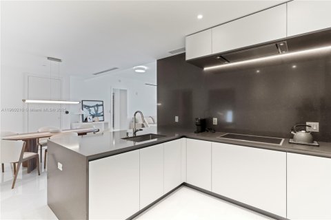 Copropriété à louer à Miami, Floride: 2 chambres, 146.6 m2 № 1956022 - photo 9