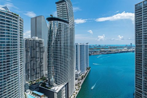 Copropriété à louer à Miami, Floride: 2 chambres, 146.6 m2 № 1956022 - photo 30