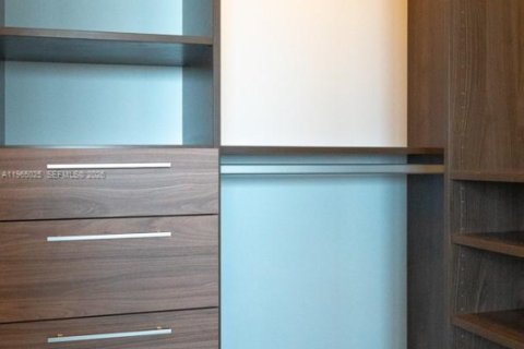 Купить кондоминиум в Майами, Флорида 2 спальни, 106.93м2, № 2091192 - фото 18