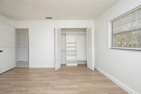 Купить кондоминиум в Корал-Спрингс, Флорида 2 спальни, 73.39м2, № 1971011 - фото 10