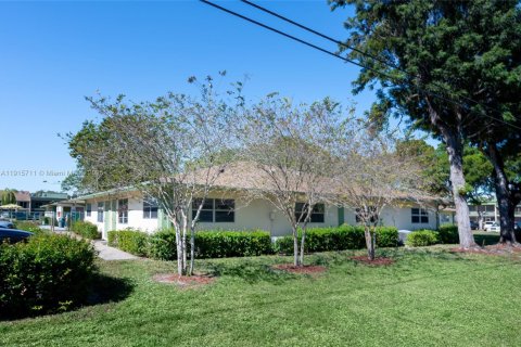 Купить кондоминиум в Корал-Спрингс, Флорида 2 спальни, 73.39м2, № 1971011 - фото 22