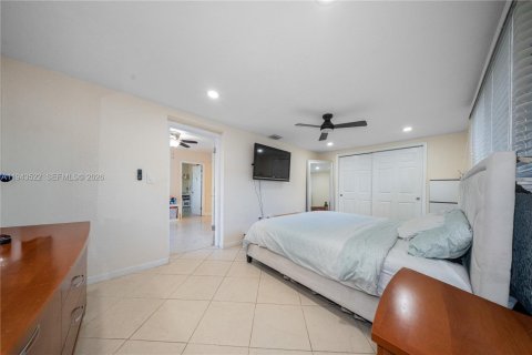 Villa ou maison à louer à Miami, Floride: 3 chambres, 143.63 m2 № 2000504 - photo 9