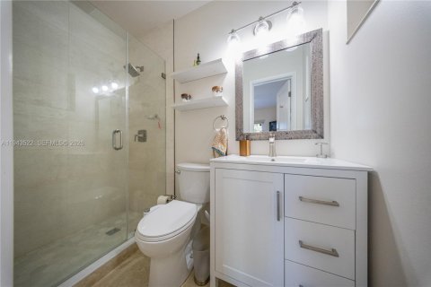 Villa ou maison à louer à Miami, Floride: 3 chambres, 143.63 m2 № 2000504 - photo 11