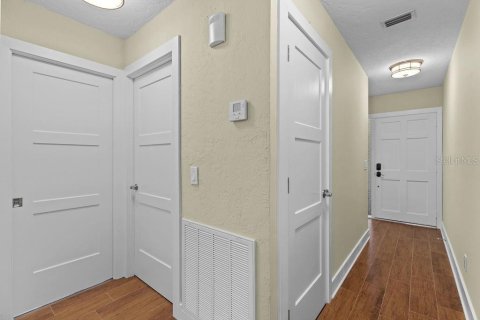 Condominio en venta en Saint Petersburg, Florida, 2 dormitorios, 130.06 m2 № 2221263 - foto 19