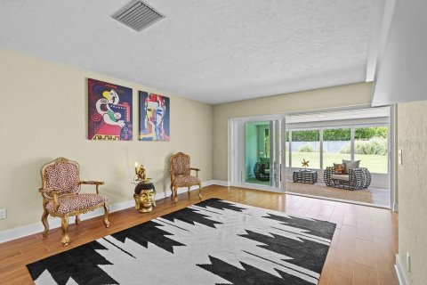 Condominio en venta en Saint Petersburg, Florida, 2 dormitorios, 130.06 m2 № 2221263 - foto 2