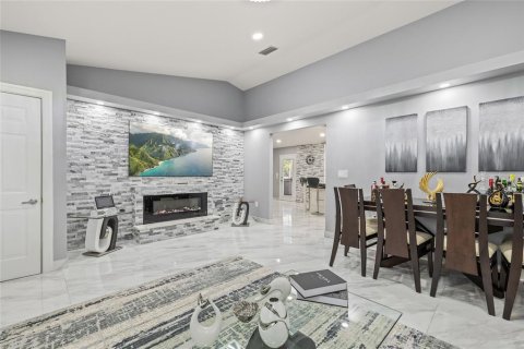Casa en venta en Palm Harbor, Florida, 4 dormitorios, 152.73 m2 № 1902715 - foto 7