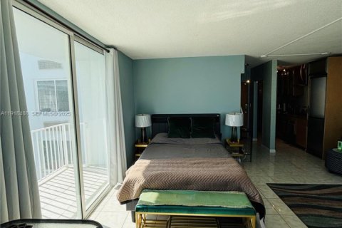 Купить кондоминиум в Майами-Бич, Флорида 1 спальня, 51.65м2, № 1973218 - фото 14