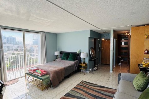 Купить кондоминиум в Майами-Бич, Флорида 1 спальня, 51.65м2, № 1973218 - фото 12