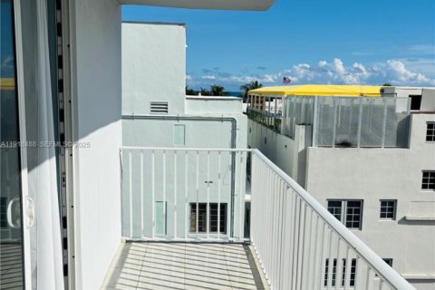 Купить кондоминиум в Майами-Бич, Флорида 1 спальня, 51.65м2, № 1973218 - фото 15