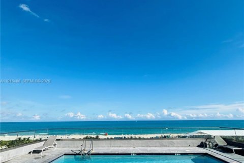 Купить кондоминиум в Майами-Бич, Флорида 1 спальня, 51.65м2, № 1973218 - фото 21